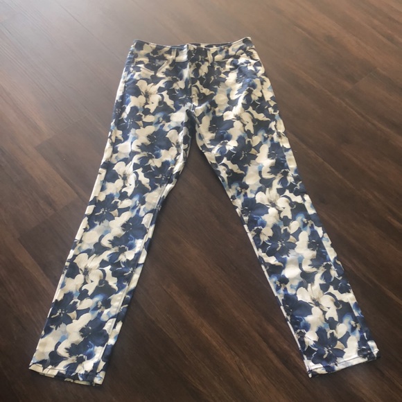 NWOT WHBM blue Floral skinny Jeans 6R - Picture 4 of 7